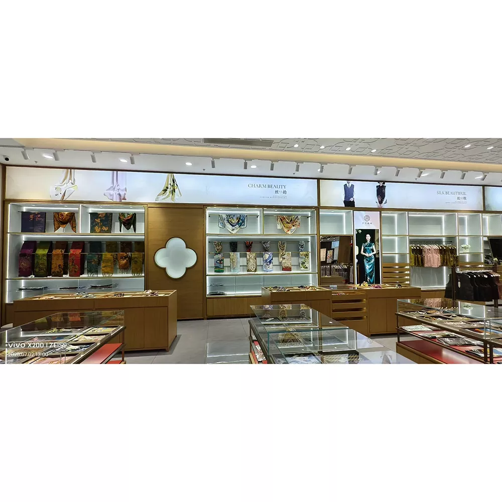 Displayställ för damkläder i glas